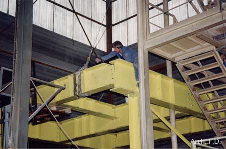 Mise en place de la structure porteuse pour 4 silos.