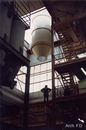 Grutage vue dans l'atelier