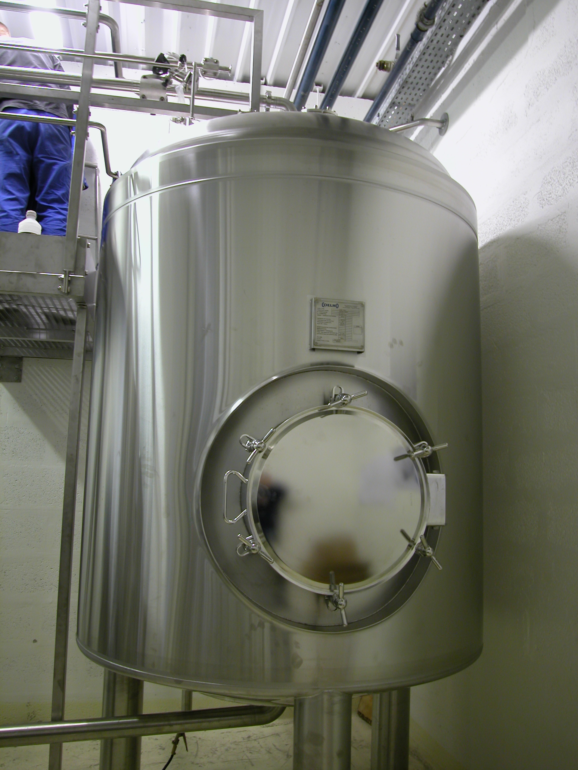 Photo de la cuve de stockage EPU.